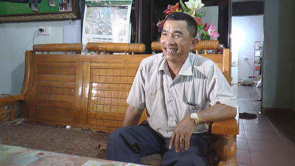 Anh Lê Văn Hội từng có thời gian bị ù tai, nghe kém vì uống nhiều thuốc tây